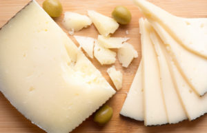 spanish manchego cheese sliced